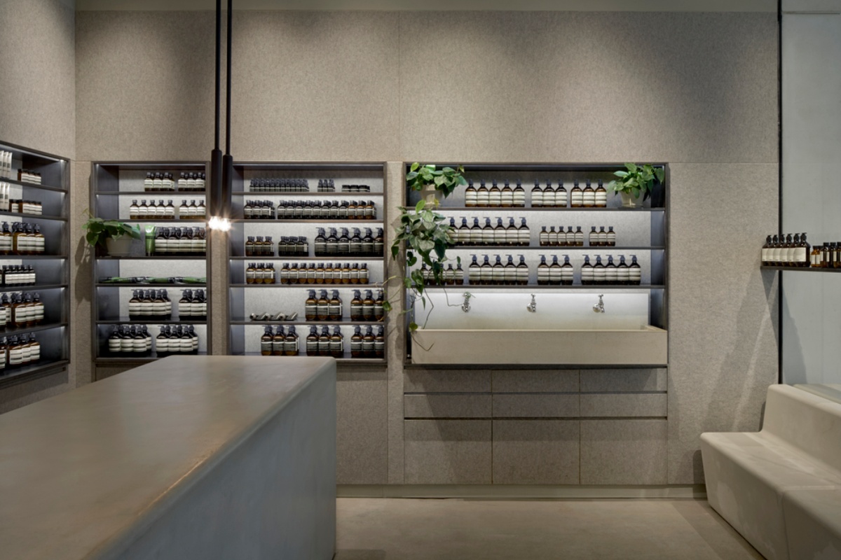 精心配方，為肌膚注入源源不斷的活力